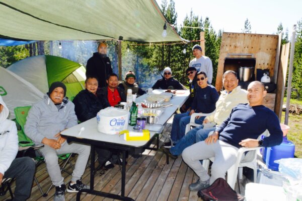 Men's Ministry having lunch