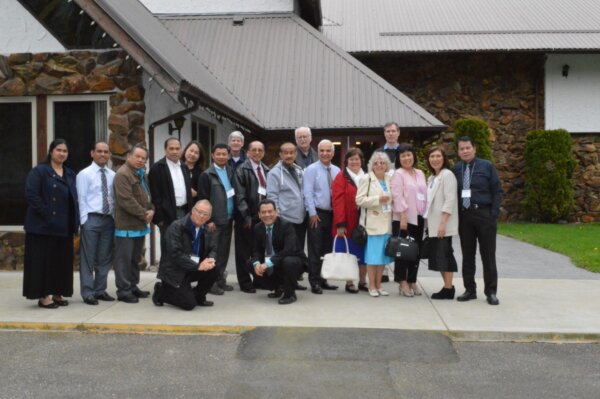 Couples' outing group photo